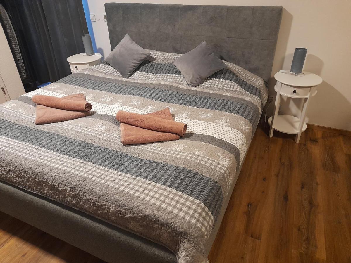 Honey Apartment Лендава Екстер'єр фото