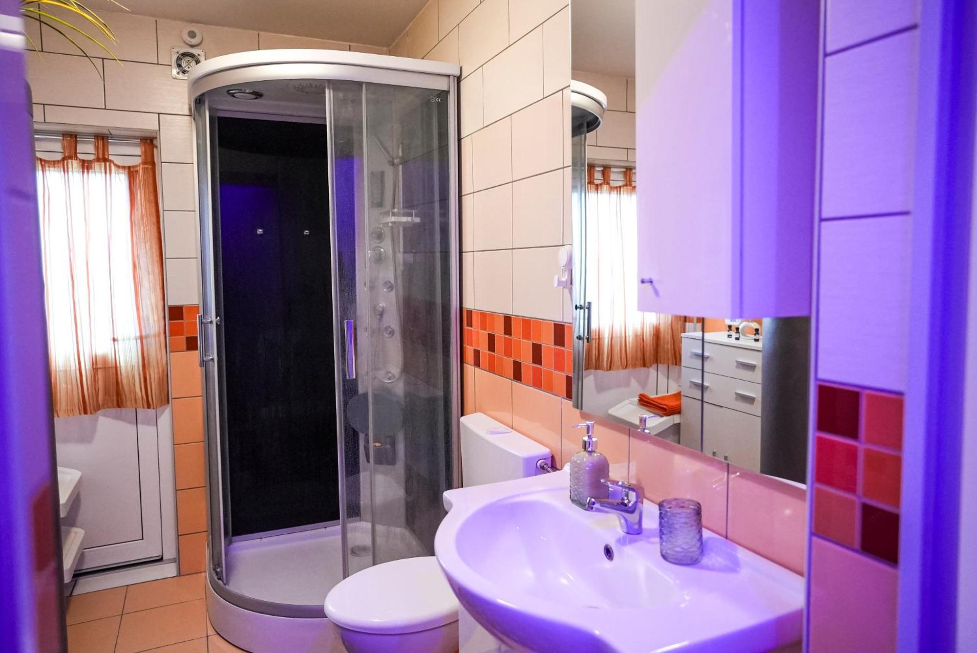 Honey Apartment Лендава Екстер'єр фото